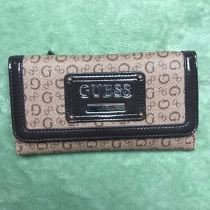 Guess wallet.